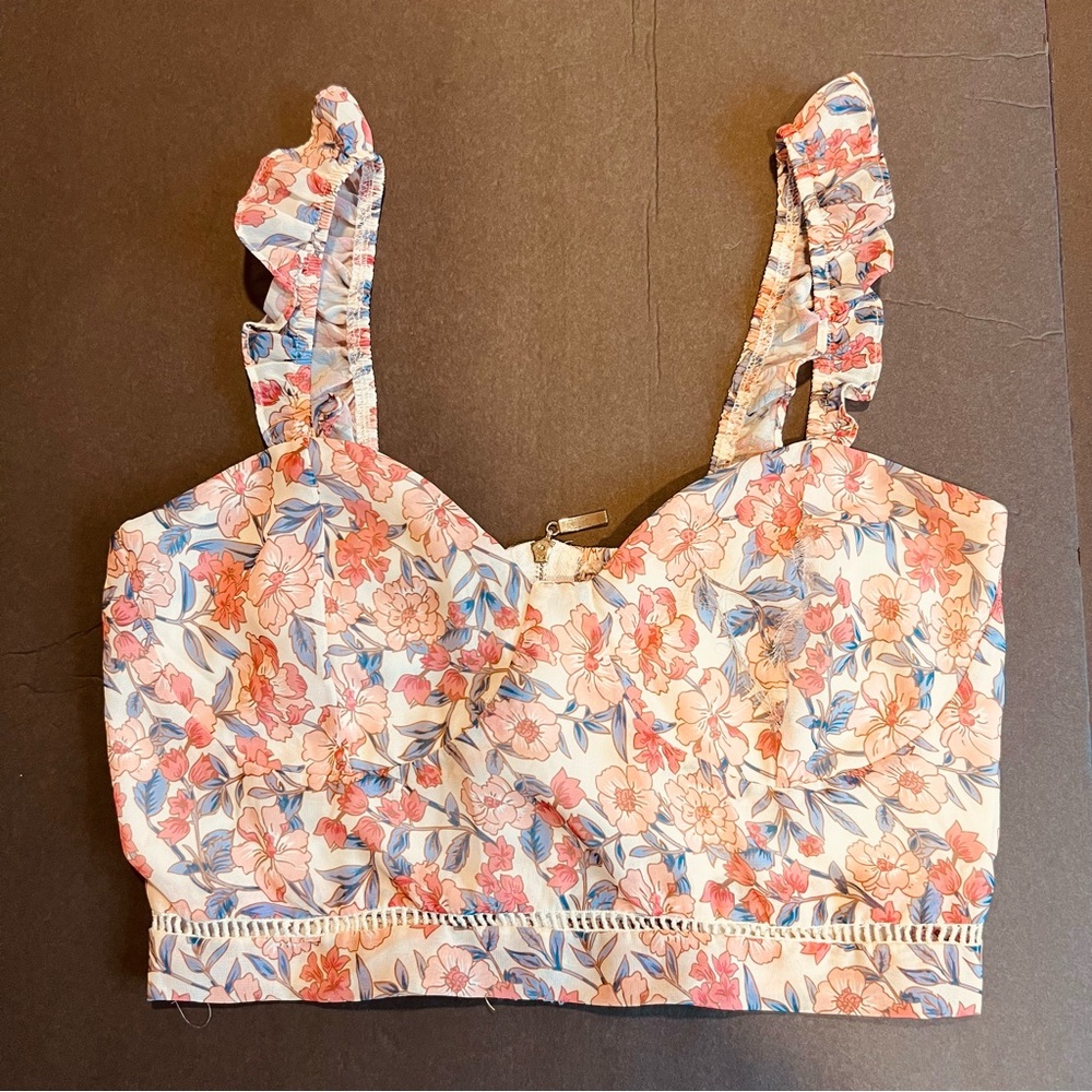 Kendall & Kylie Top Size M